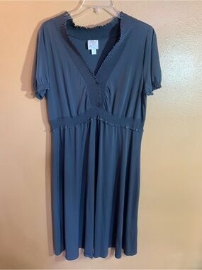 Suzi Chin Short Sleeve V-Neck Gray Women's Dress - 14